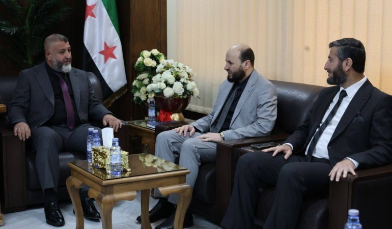 للاطلاع على واقع خدمات الطاقة.. الوزير البشير يزور محافظة درعا